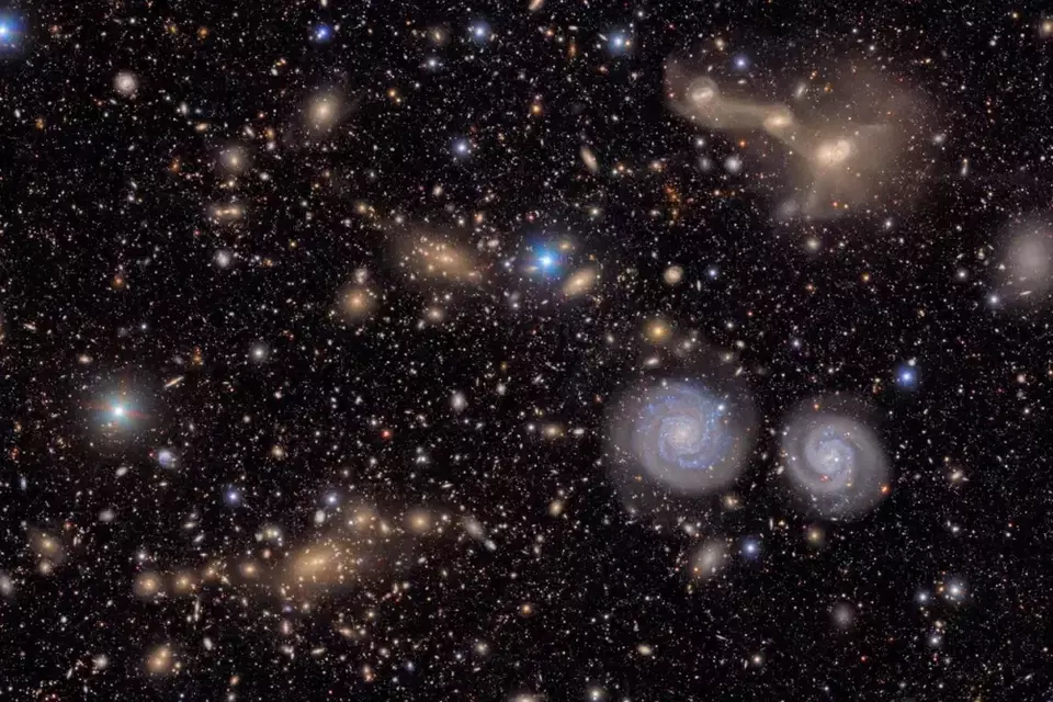 Observatorium Vera Rubin Ungkap Gambar Pertama Galaksi Jauh
